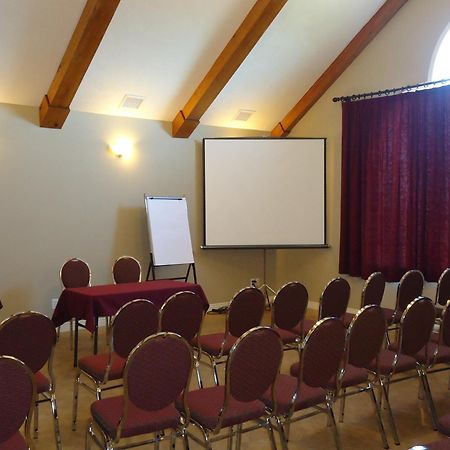 Auberge Bouctouche Inn & Suites Buitenkant foto