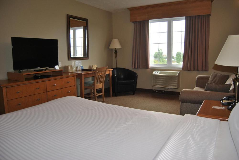 Auberge Bouctouche Inn & Suites Buitenkant foto