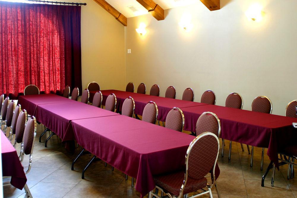 Auberge Bouctouche Inn & Suites Buitenkant foto
