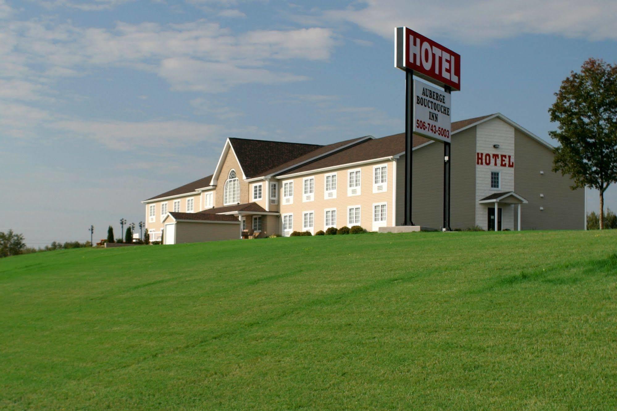 Auberge Bouctouche Inn & Suites Buitenkant foto