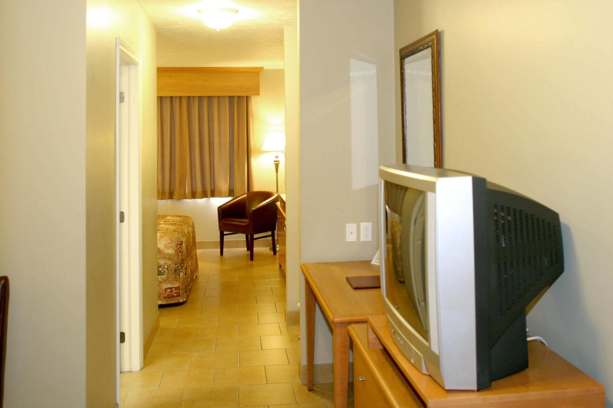 Auberge Bouctouche Inn & Suites Buitenkant foto