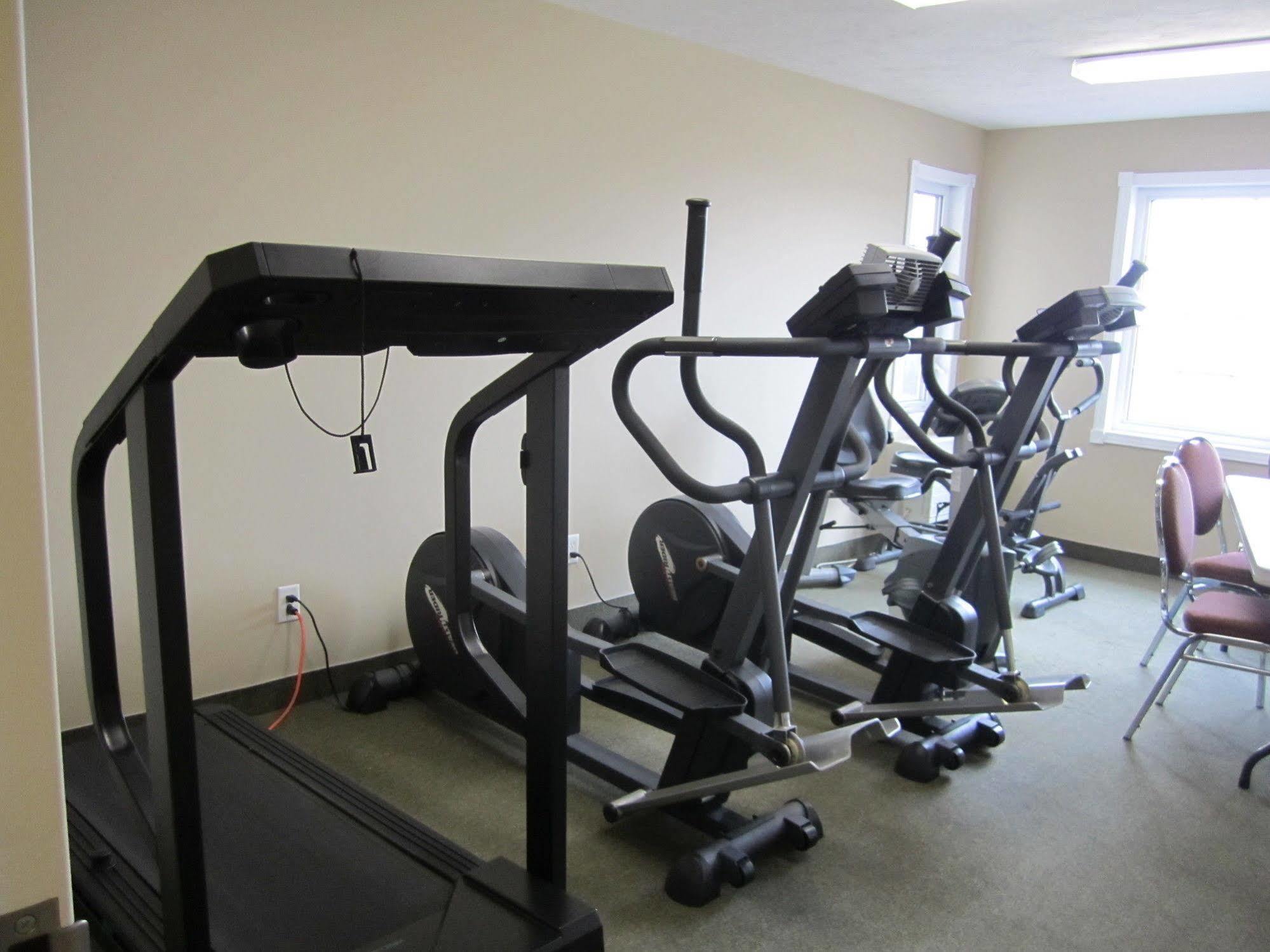 Auberge Bouctouche Inn & Suites Buitenkant foto